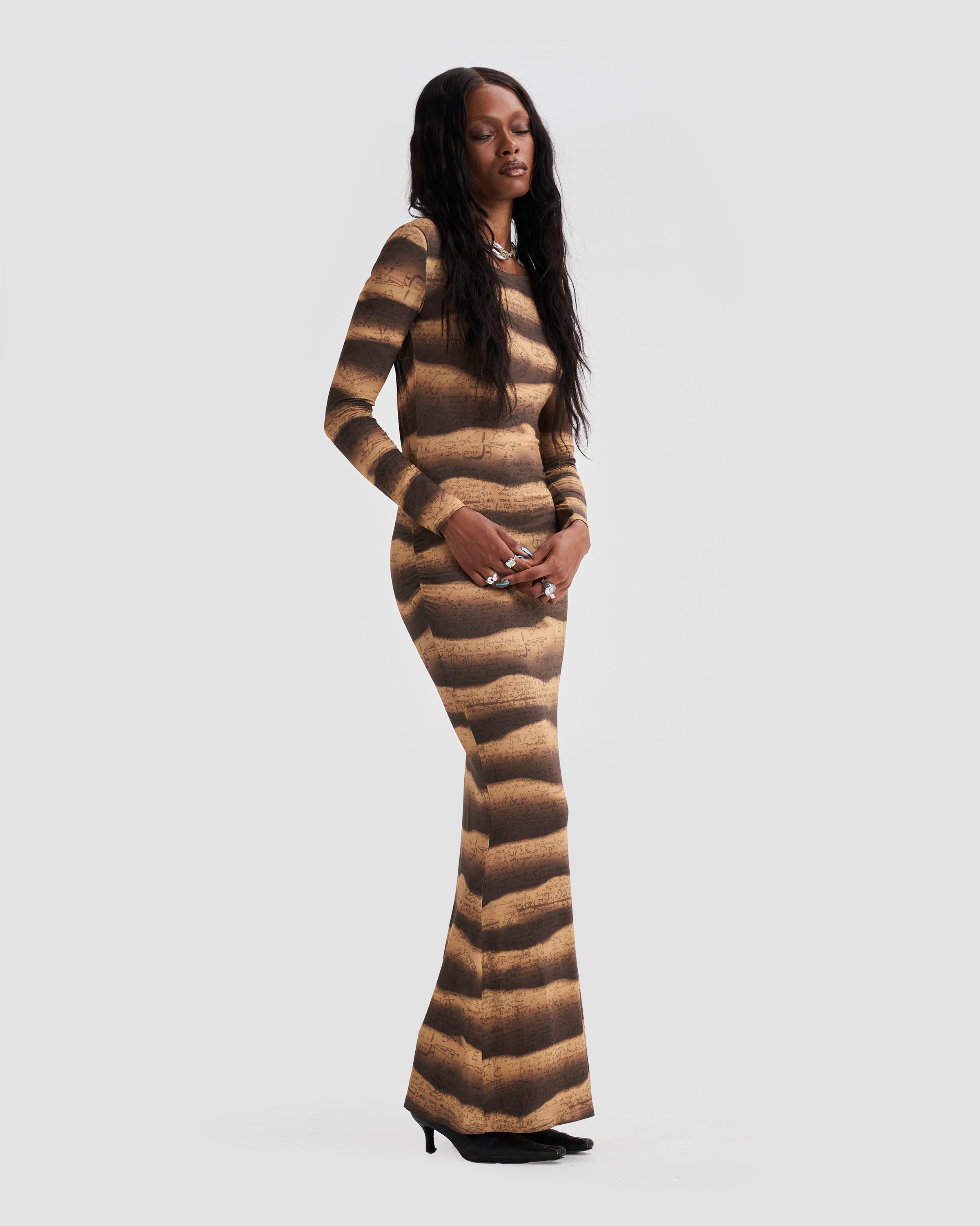 Open Back Long Sleeve Mermaid Maxi Dress with Print in Beige